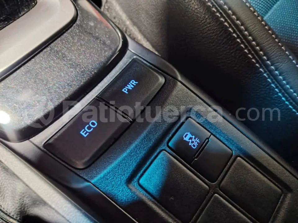 Foto 27 de Toyota New Fortuner