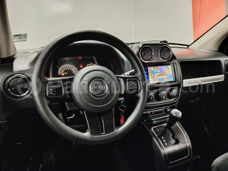Foto 11 de Jeep Compass Sport