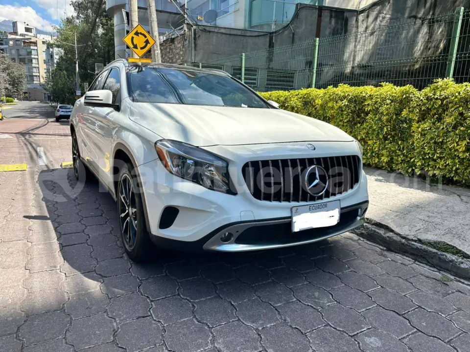 Foto 1 de Mercedes Benz GLA 250