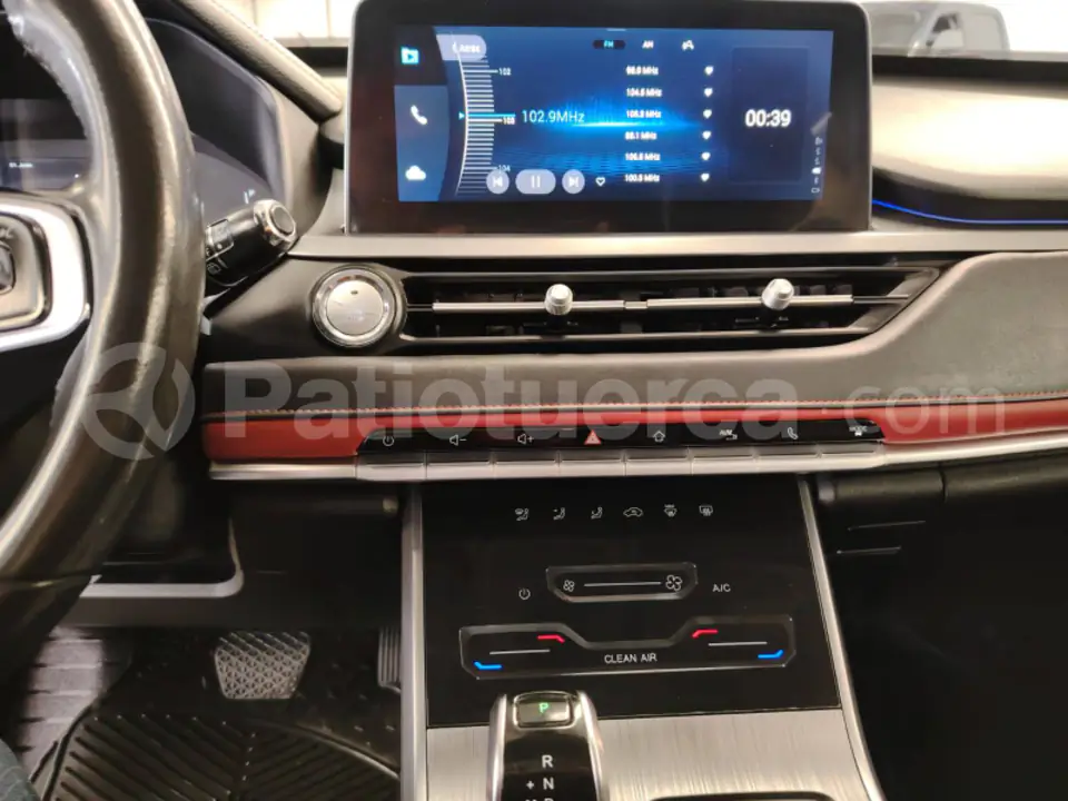 Foto 16 de Chery Tiggo 4 Luxury
