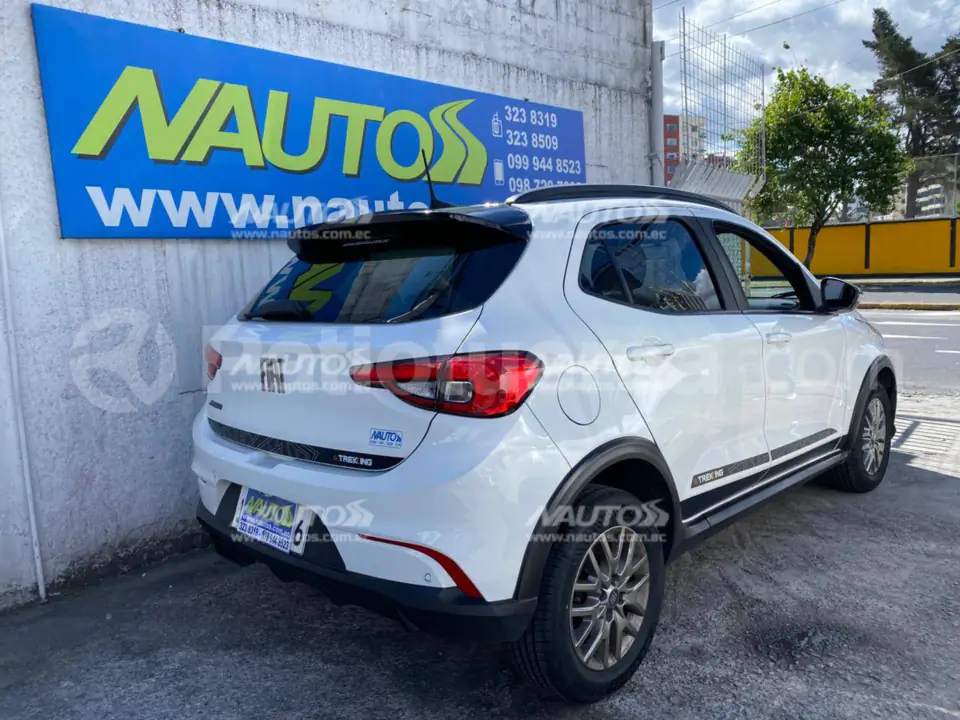 Foto 2 de Fiat Argo Trekking