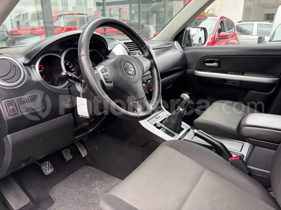 Foto 12 de Suzuki Grand Vitara SZ
