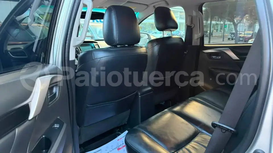 Foto 11 de Mitsubishi Montero Sport
