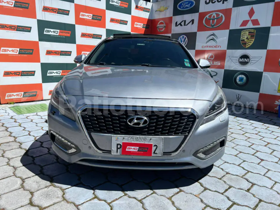 Foto 1 de Hyundai Sonata Hybrid