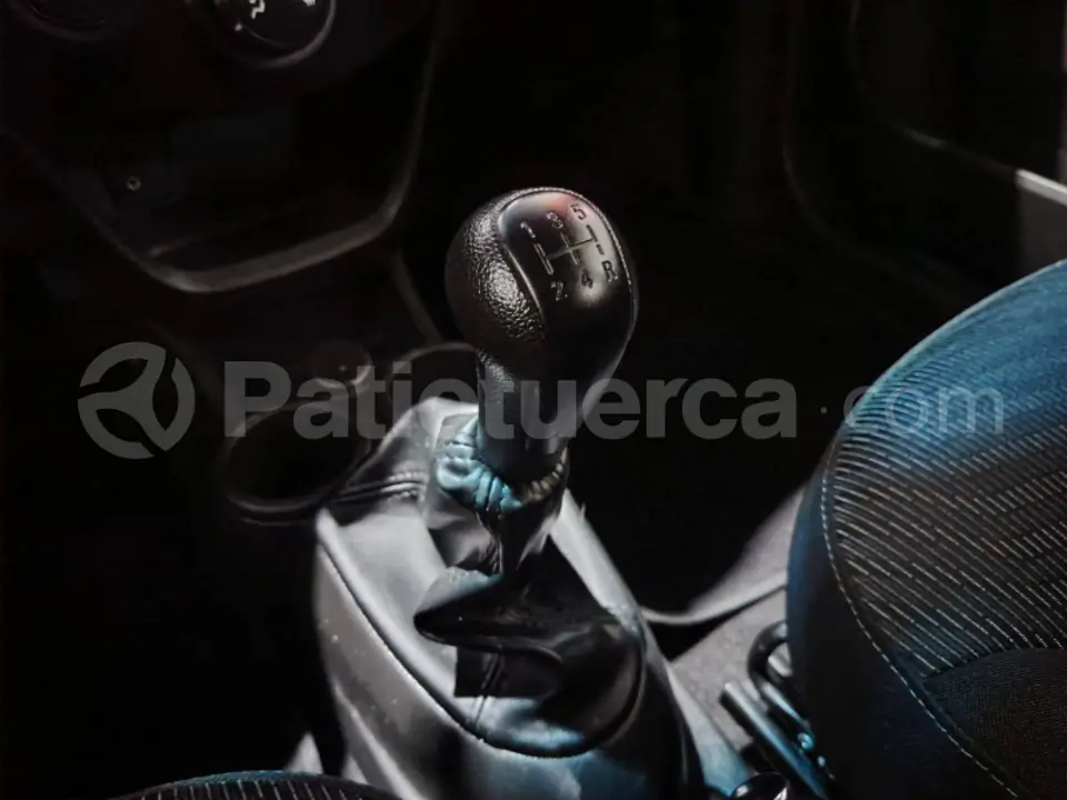 Foto 8 de Chevrolet Spark GT