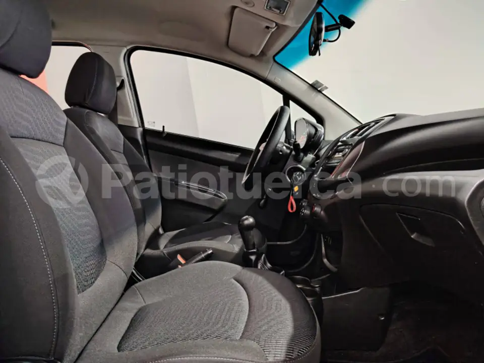 Foto 9 de Chevrolet Spark GT