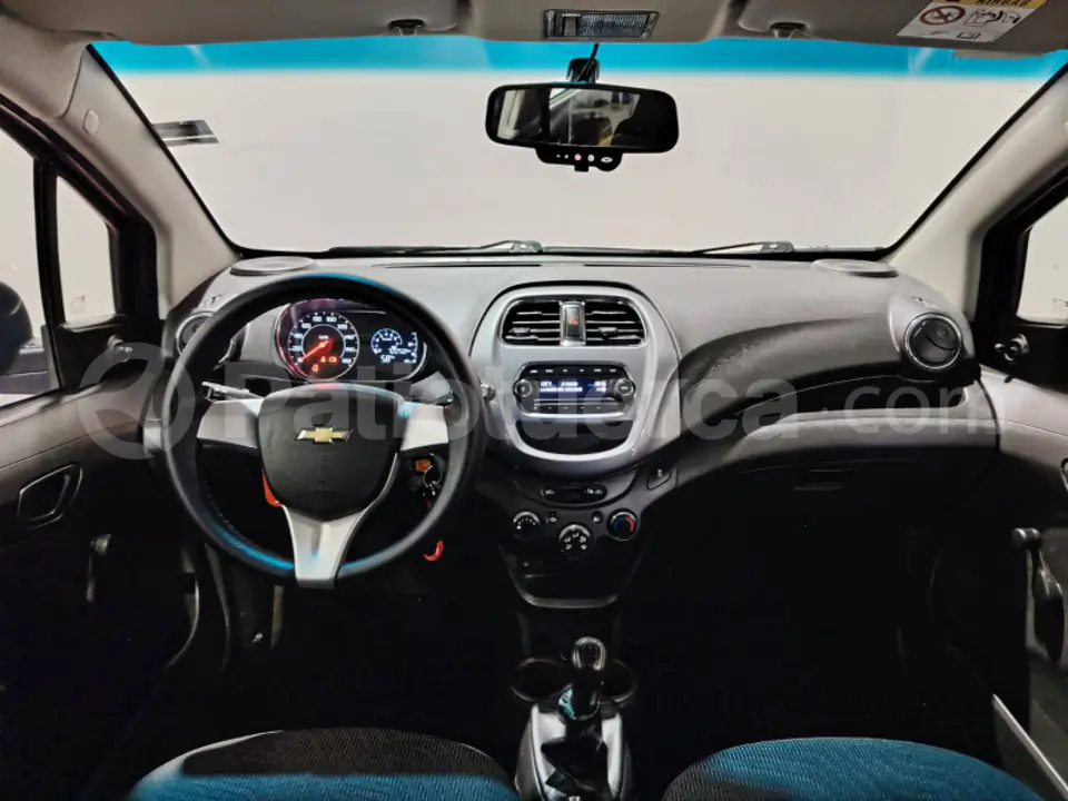 Foto 19 de Chevrolet Spark GT