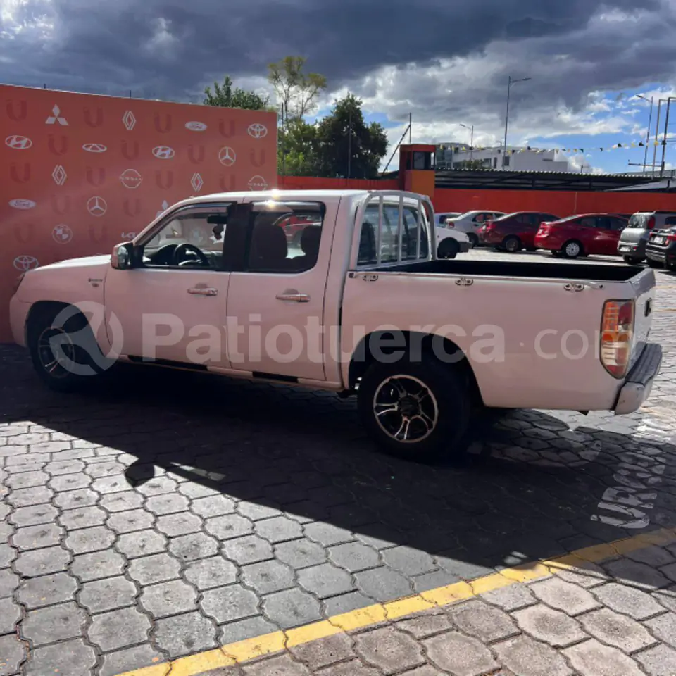 Foto 3 de Mazda BT 50 Outdoors