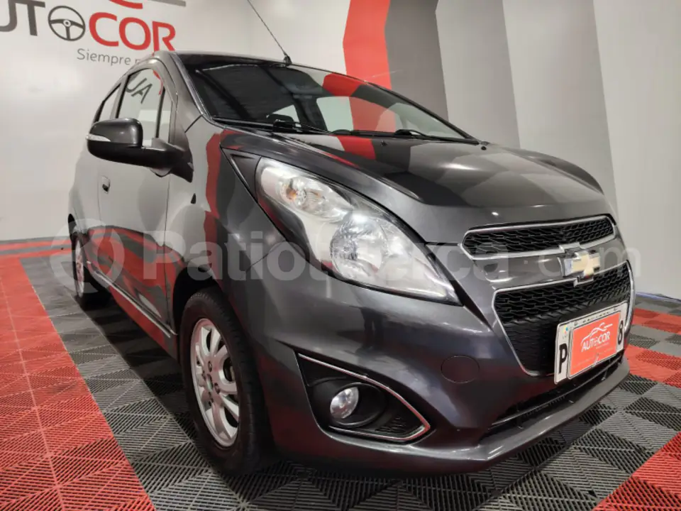Foto 2 de Chevrolet Spark