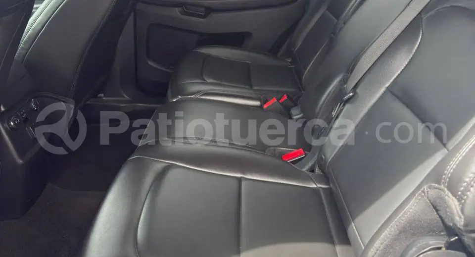 Foto 12 de Ford Explorer XLT