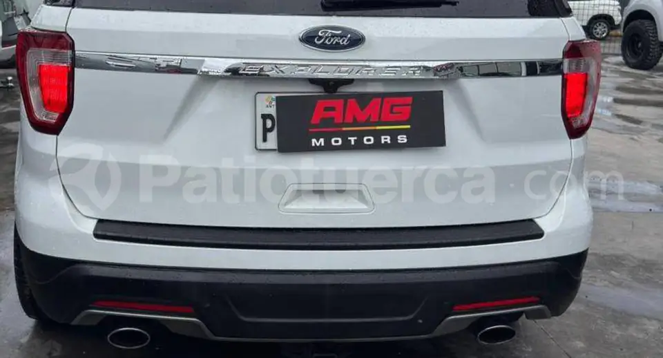 Foto 15 de Ford Explorer XLT