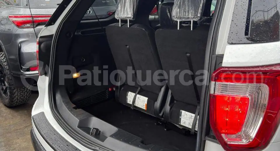 Foto 17 de Ford Explorer XLT