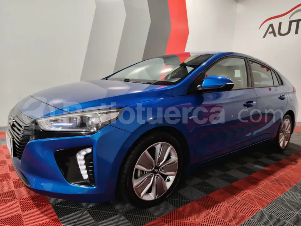 Foto 1 de Hyundai IONIQ
