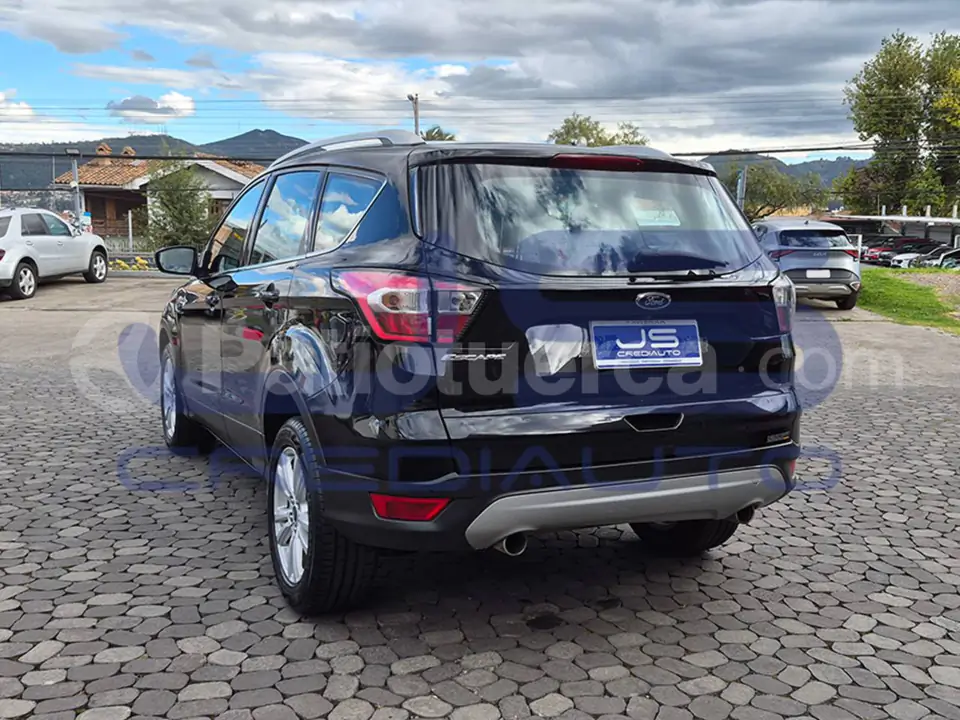 Foto 3 de Ford Escape Limited Edition