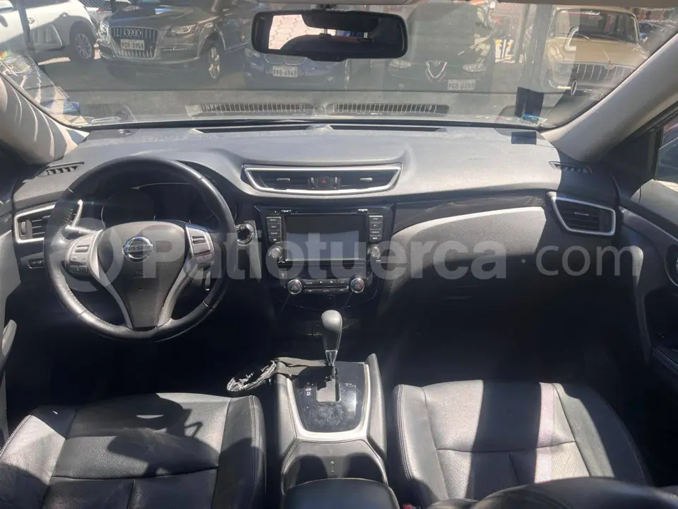 Foto 7 de Nissan XTRAIL EXCLUSIVE