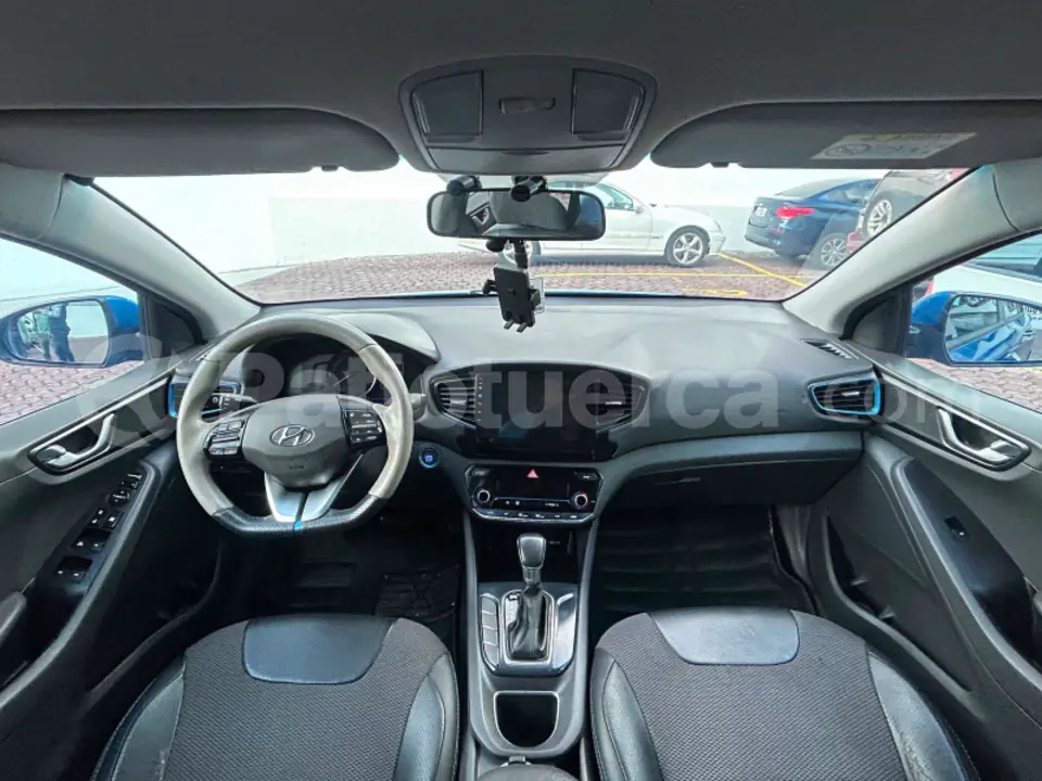 Foto 11 de Hyundai Ioniq Hybrid