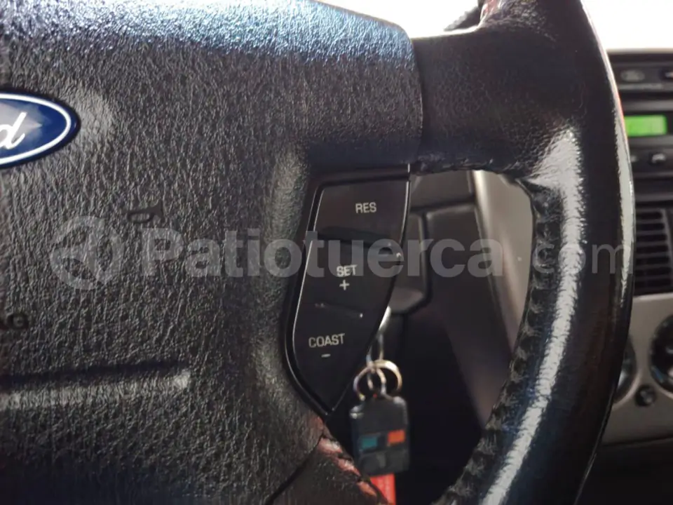 Foto 23 de Ford Explorer