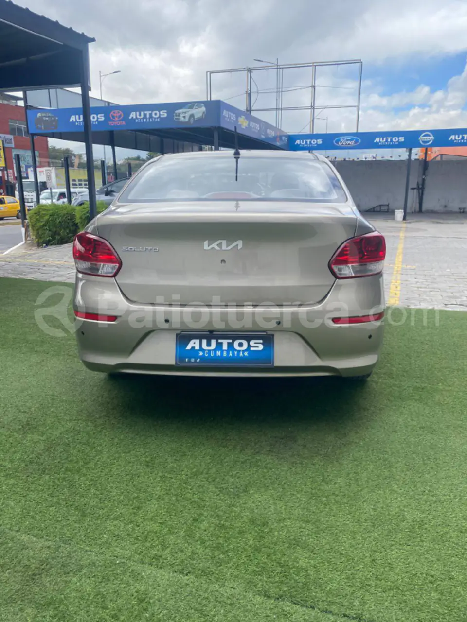 Foto 6 de Kia Soluto LX