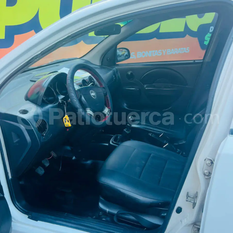 Foto 7 de Chevrolet Aveo Activo