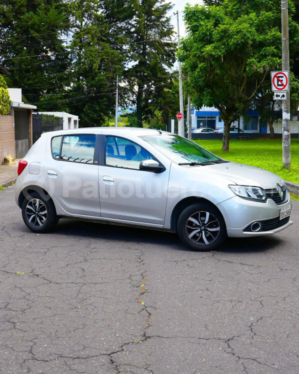 Foto 3 de Renault Sandero