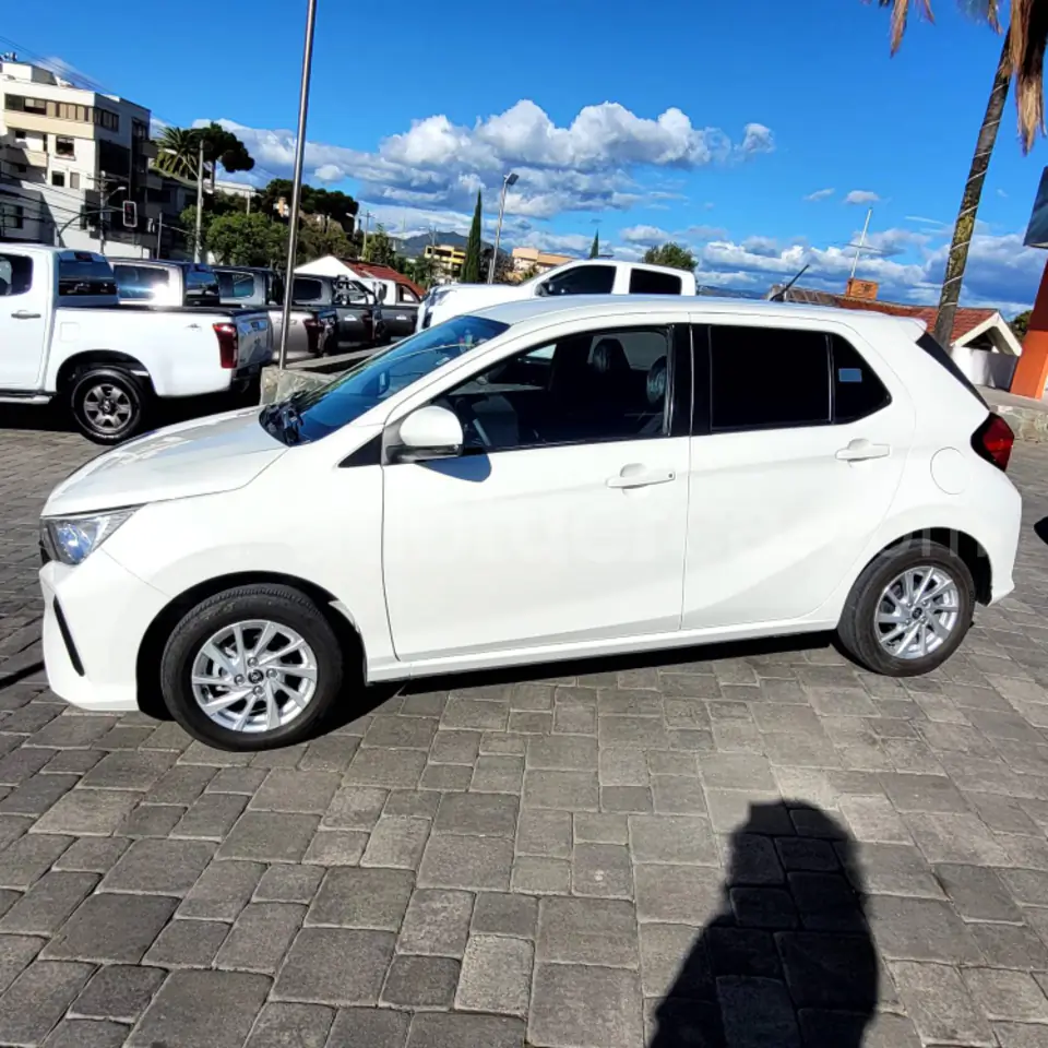 Foto 3 de Toyota Agya