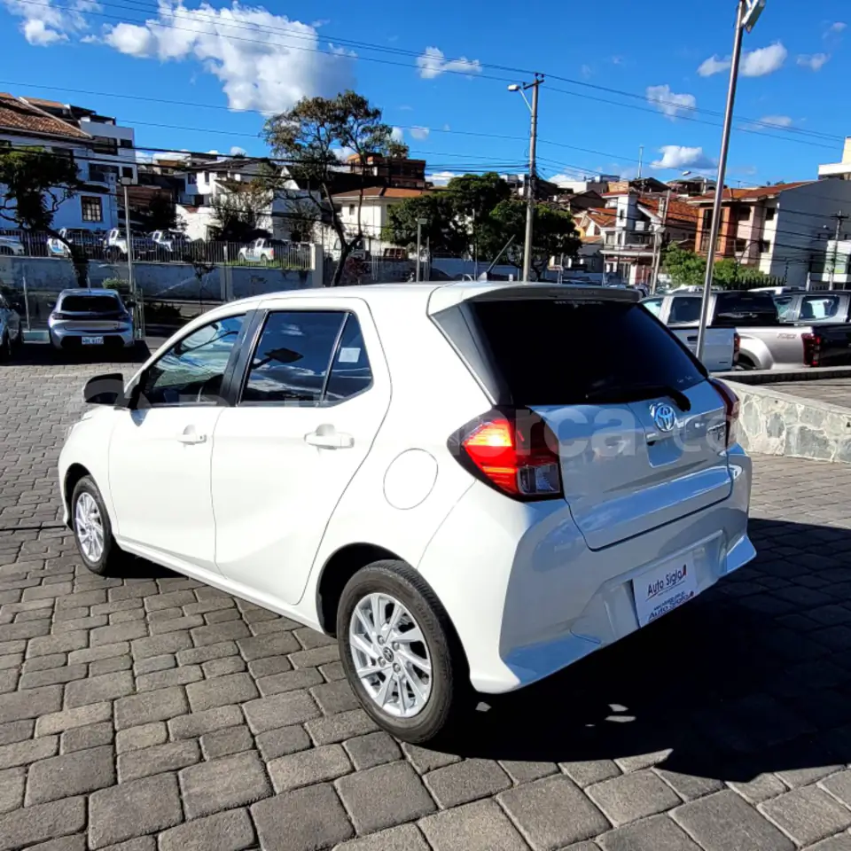 Foto 4 de Toyota Agya