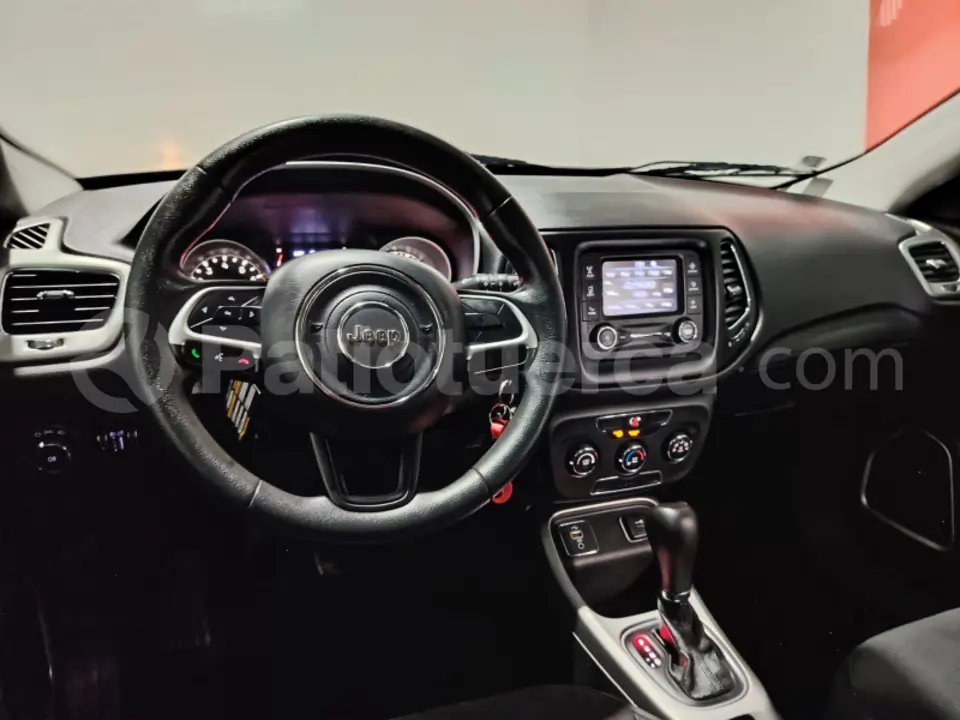 Foto 13 de Jeep New Compass Sport