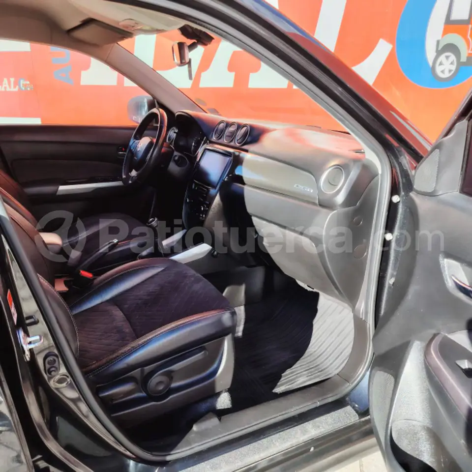 Foto 9 de Suzuki Vitara GLX