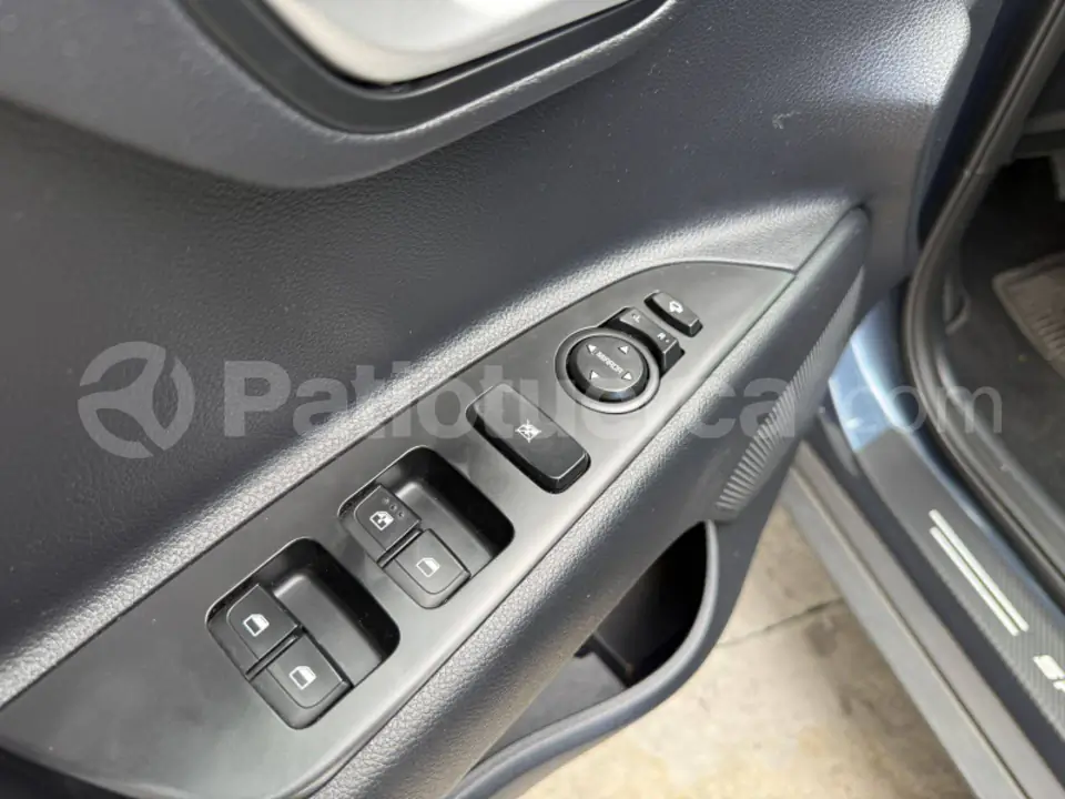 Foto 8 de Kia Stonic