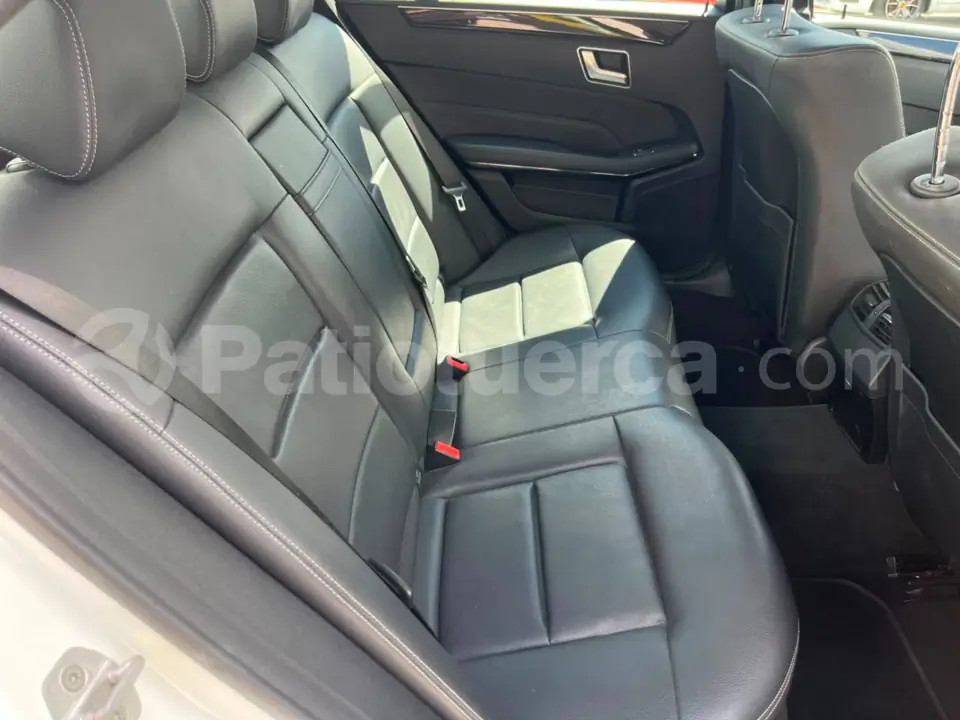 Foto 15 de Mercedes Benz E350