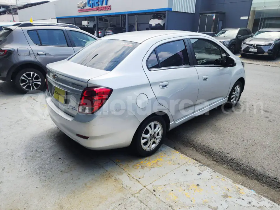 Foto 4 de Chevrolet BEAT PREMIER