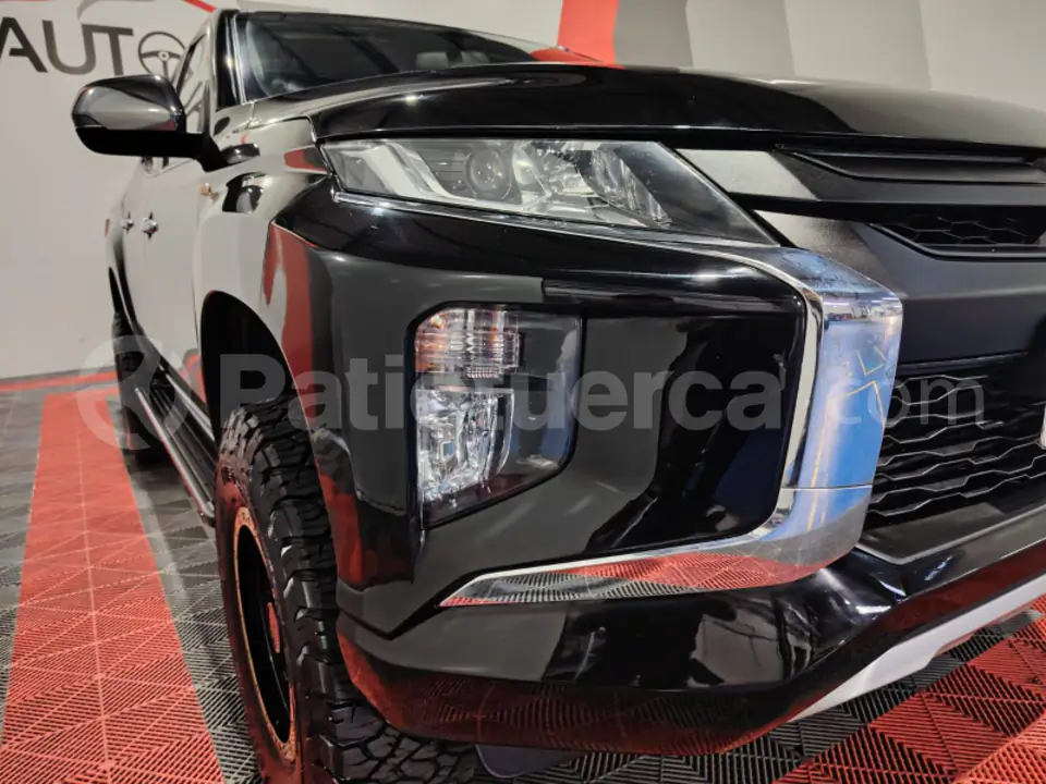 Foto 3 de Mitsubishi L200 HIRIDER