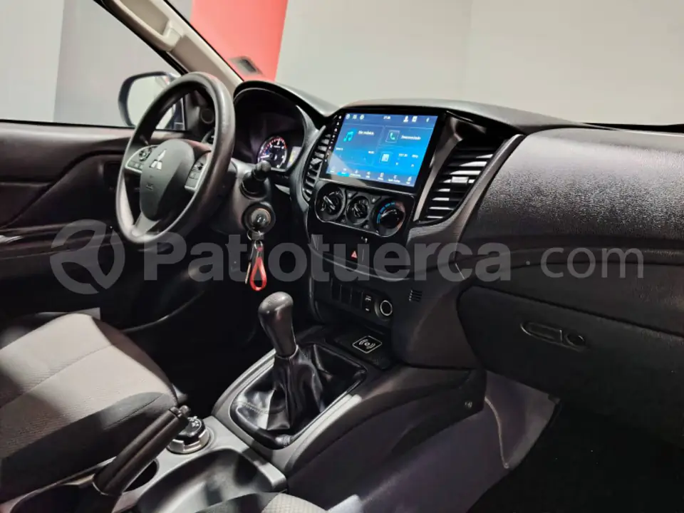 Foto 19 de Mitsubishi L200 HIRIDER