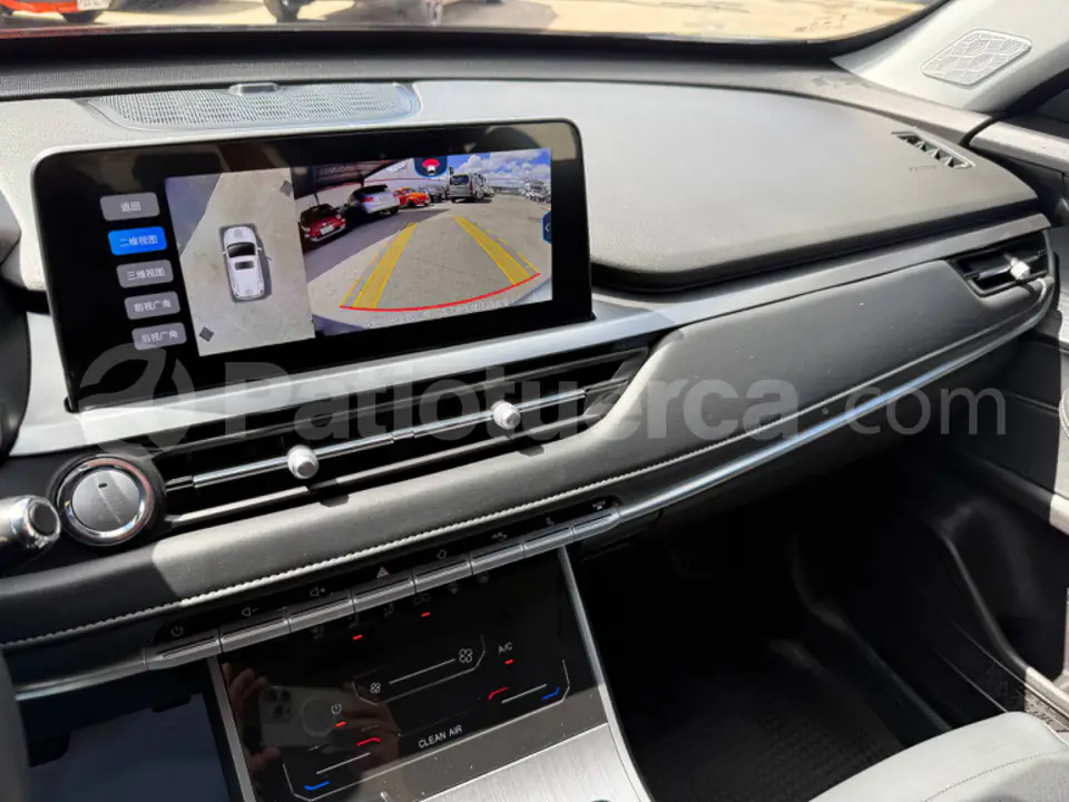 Foto 15 de Chery Tiggo 4 Pro Luxury