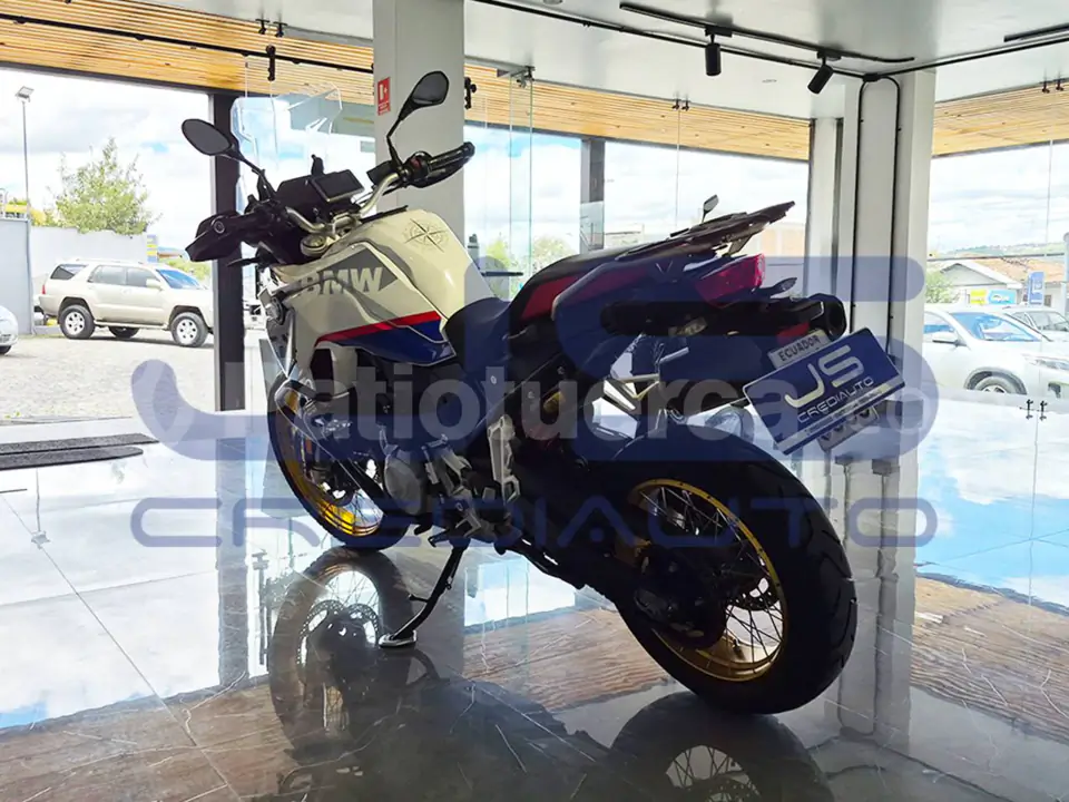 Foto 3 de BMW F850GS