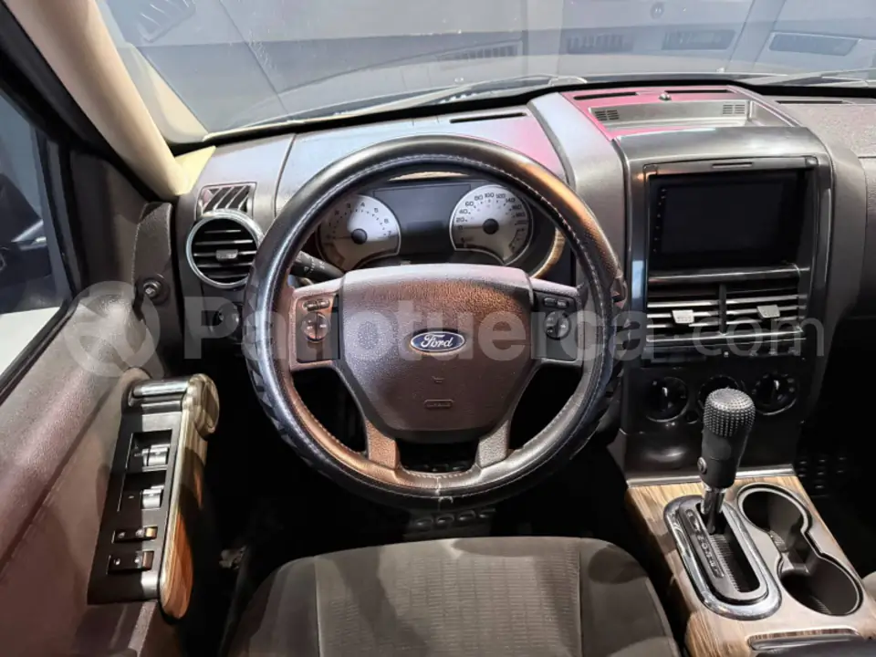 Foto 7 de Ford Explorer Sport Trac