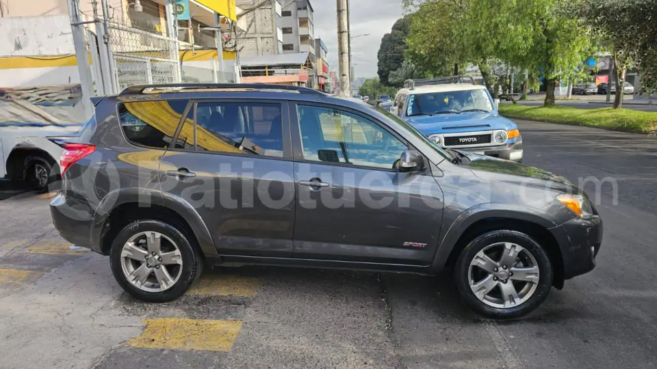 Foto 7 de Toyota RAV 4