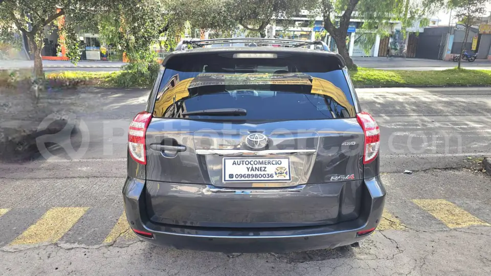 Foto 9 de Toyota RAV 4
