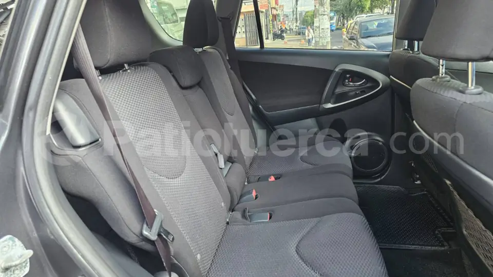 Foto 19 de Toyota RAV 4