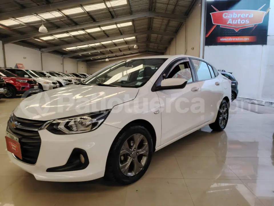 Foto 1 de Chevrolet ONIX