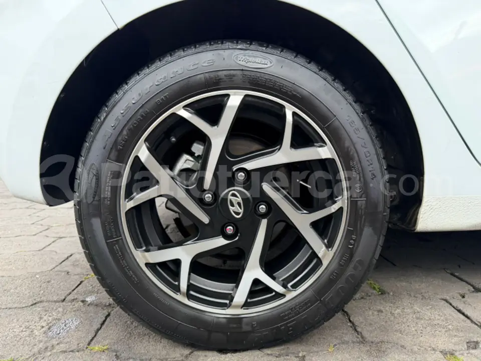 Foto 9 de Hyundai Grand I10 HB