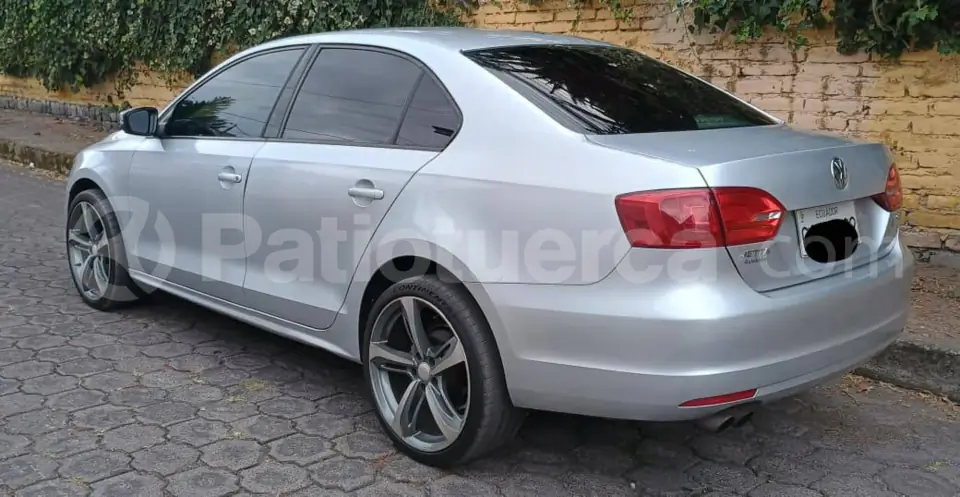 Foto 5 de Volkswagen NUEVO JETTA 162VS1