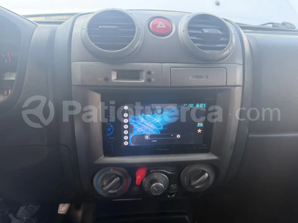 Foto 17 de Chevrolet LUV D-MAX V6