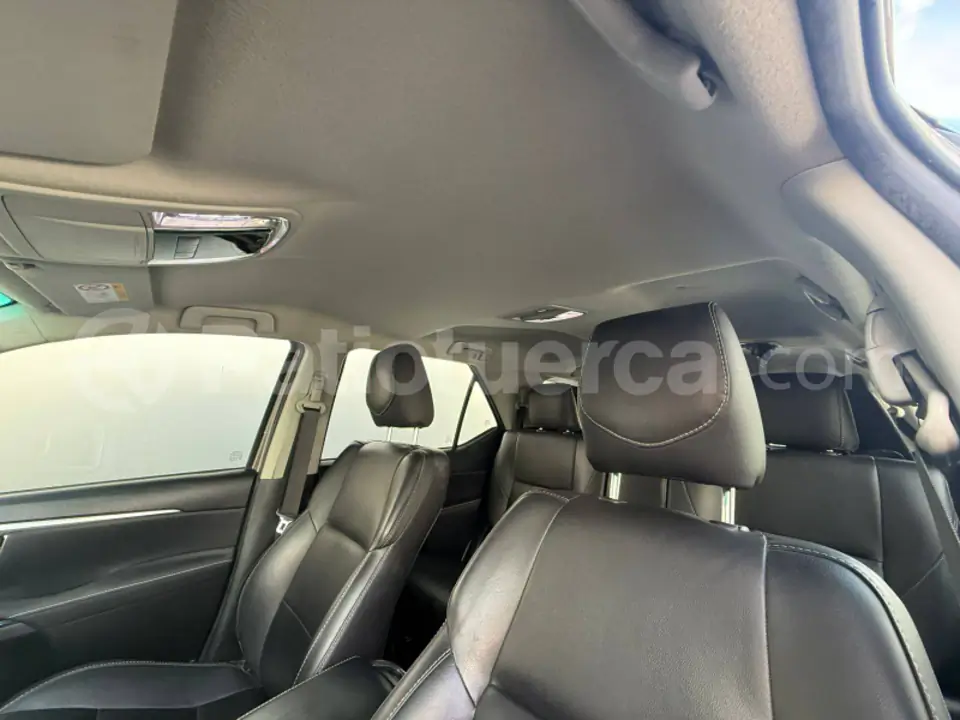 Foto 6 de Toyota New Fortuner