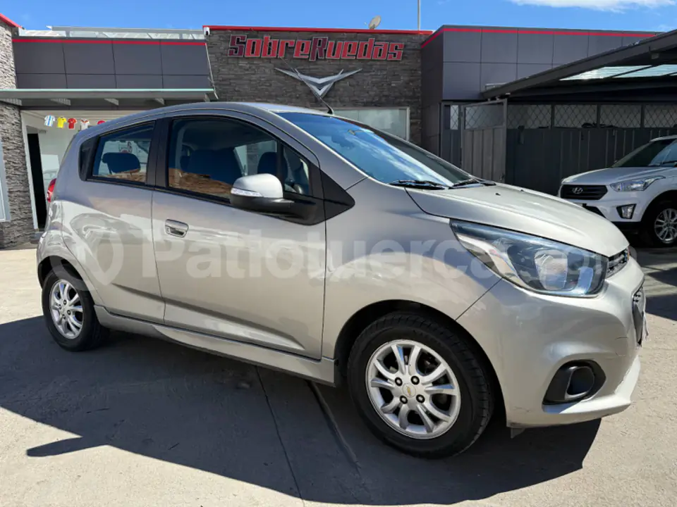 Foto 6 de Chevrolet Spark GT LTZ