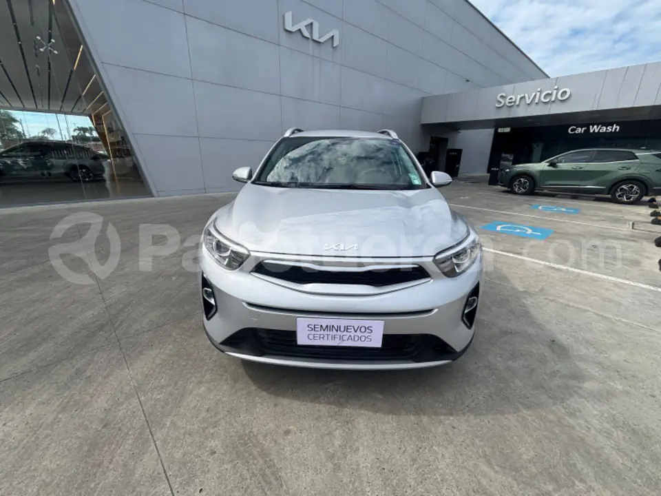 Foto 2 de Kia Stonic LX