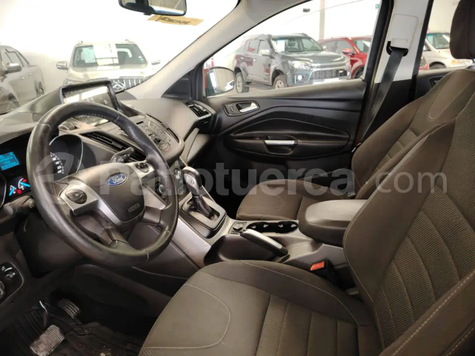 Foto 12 de Ford ESCAPE XLS