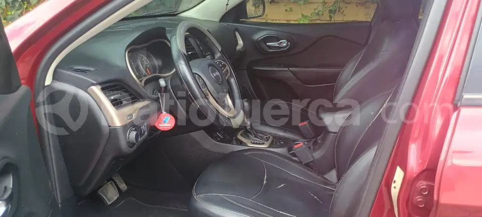 Foto 7 de Jeep Cherokee