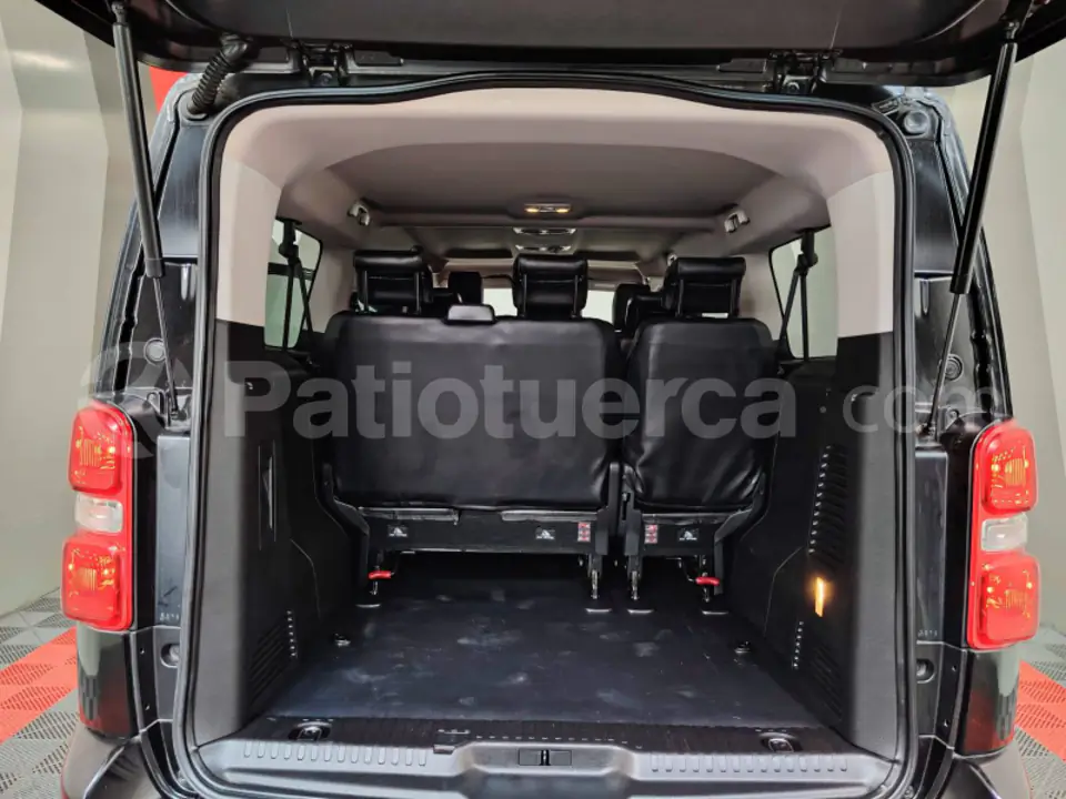 Foto 8 de Peugeot Traveller