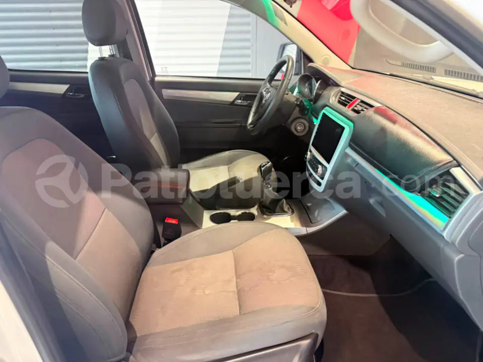 Foto 18 de JAC T8